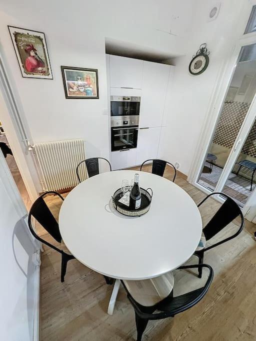 Nouveau - Appartement 100M2 Avec Terrasse A 1 Min De La Place De La Comedie مونبيلييه المظهر الخارجي الصورة