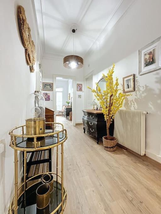 Nouveau - Appartement 100M2 Avec Terrasse A 1 Min De La Place De La Comedie مونبيلييه المظهر الخارجي الصورة
